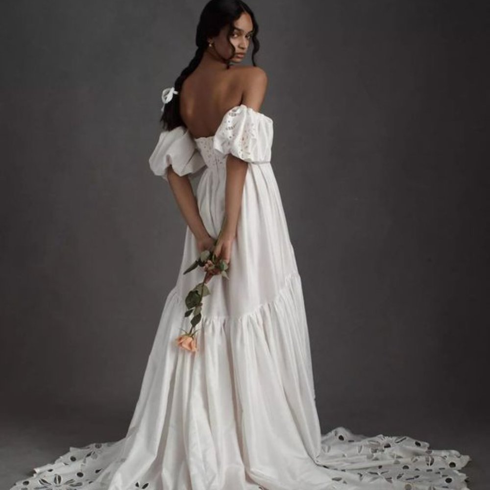 BHLDN Marina Wedding Gown Size 6 Off Shoulder Puffed Sleeve Sample - Picture 5 of 11